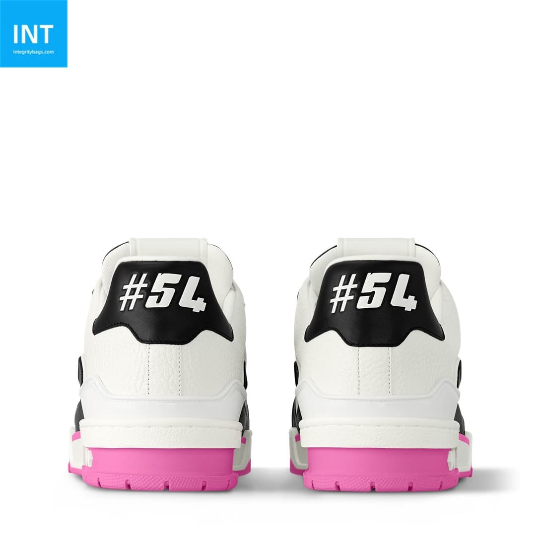 L0vis Vvtt0n 1ADF3T LV Trainer Sneaker
