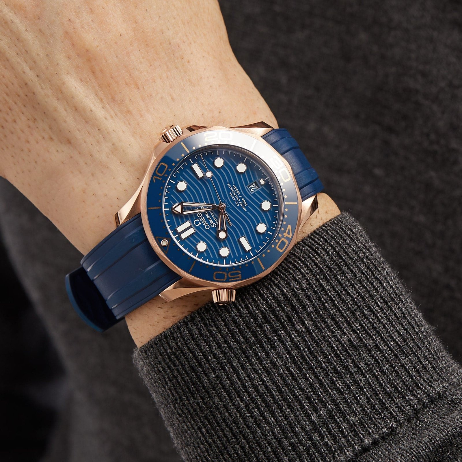 0me*ga Seamaster Diver 300M