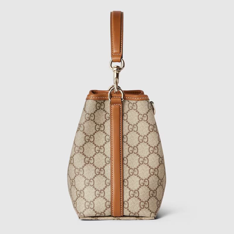 Gvc*1 GG Emblem mini bucket bag