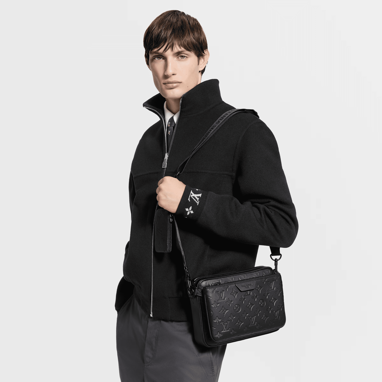 L0vis Vvtt0n M26713 Trio Messenger