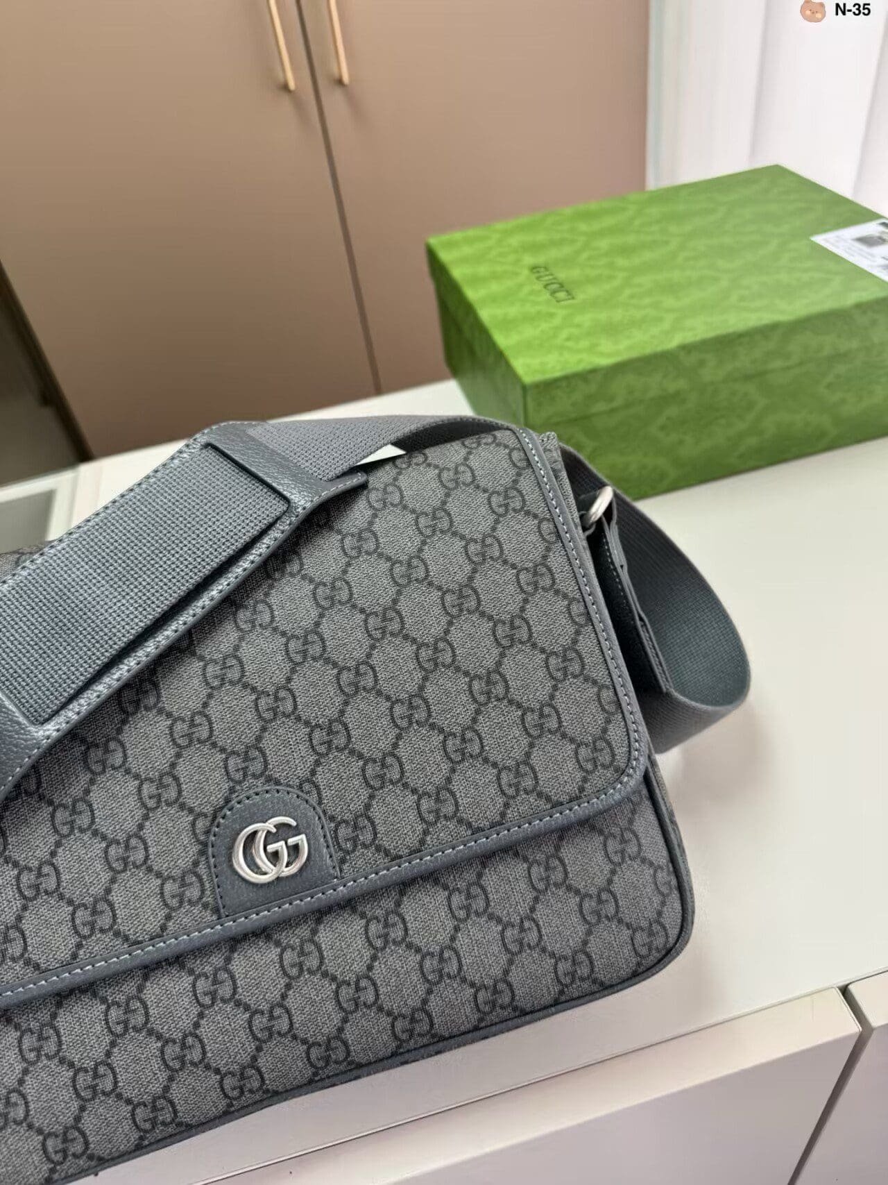 Gvc*1 OPHIDIA MESSENGER BAG