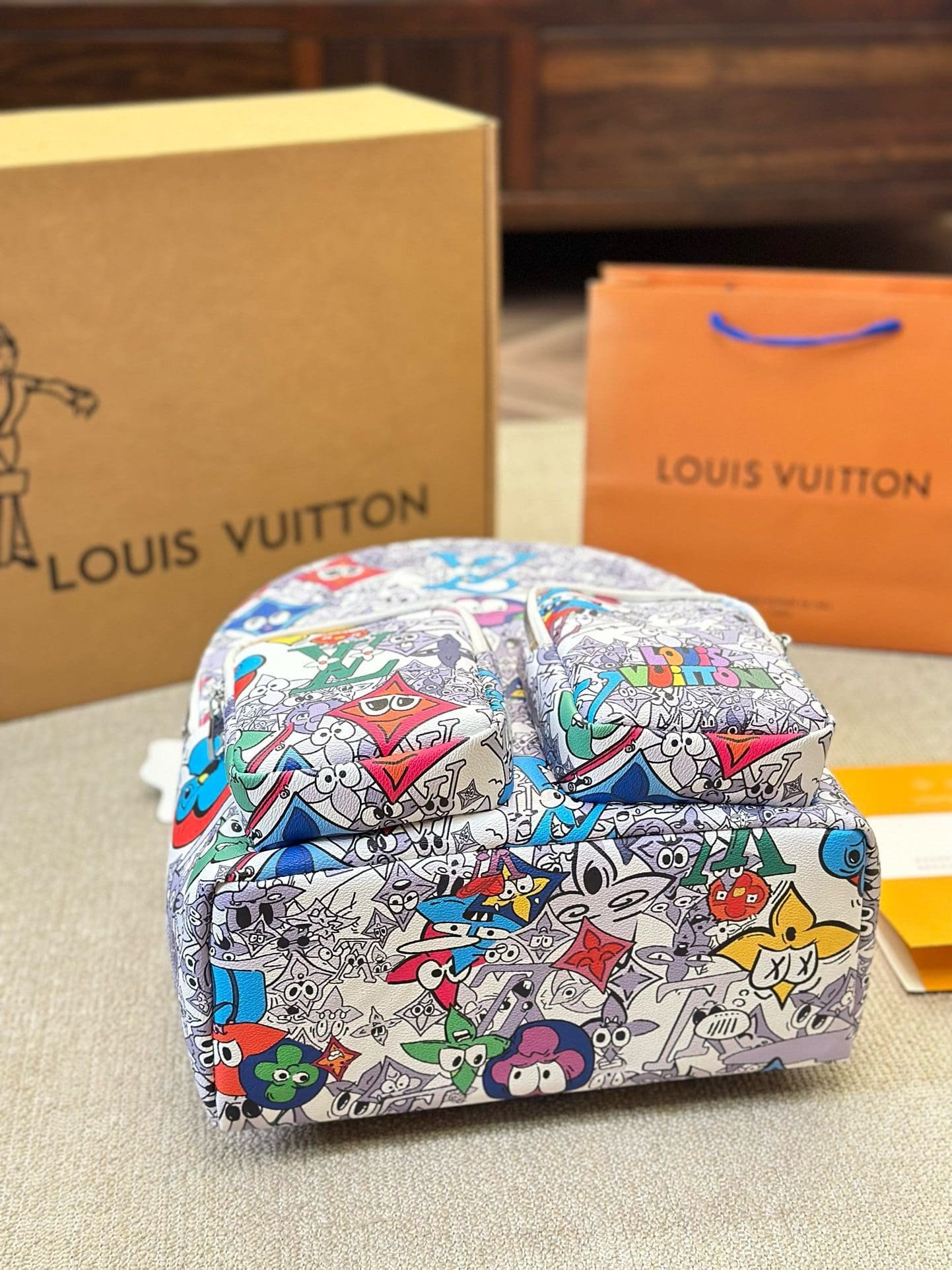 L0vis Vvtt0n Multipocket Backpack Limited Edition Monogram Comics Canvas