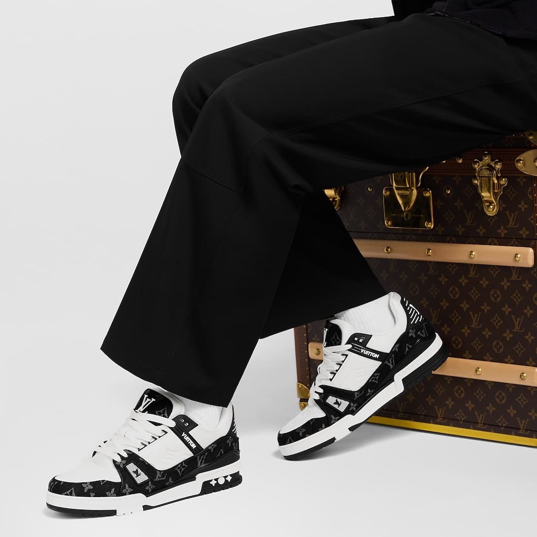 L0vis Vvtt0n 1A9JG9 LV Trainer Sneaker