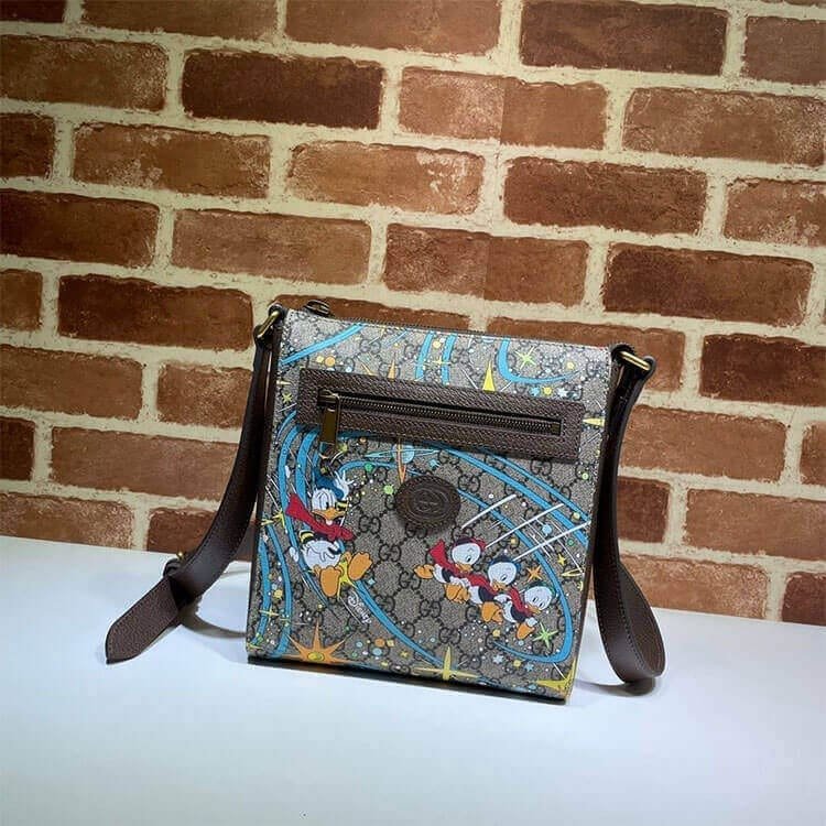 Gvc*1 Disney x Gvc*1 Donald Duck Messenger Bag