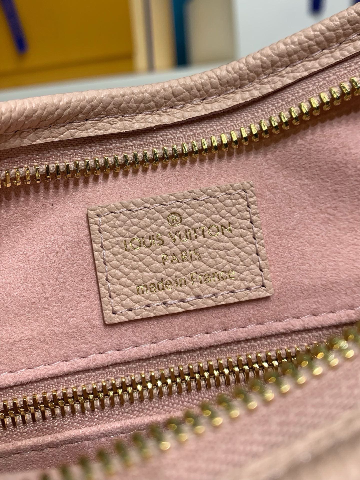 L0vis Vvtt0n M47082 CarryAll PM