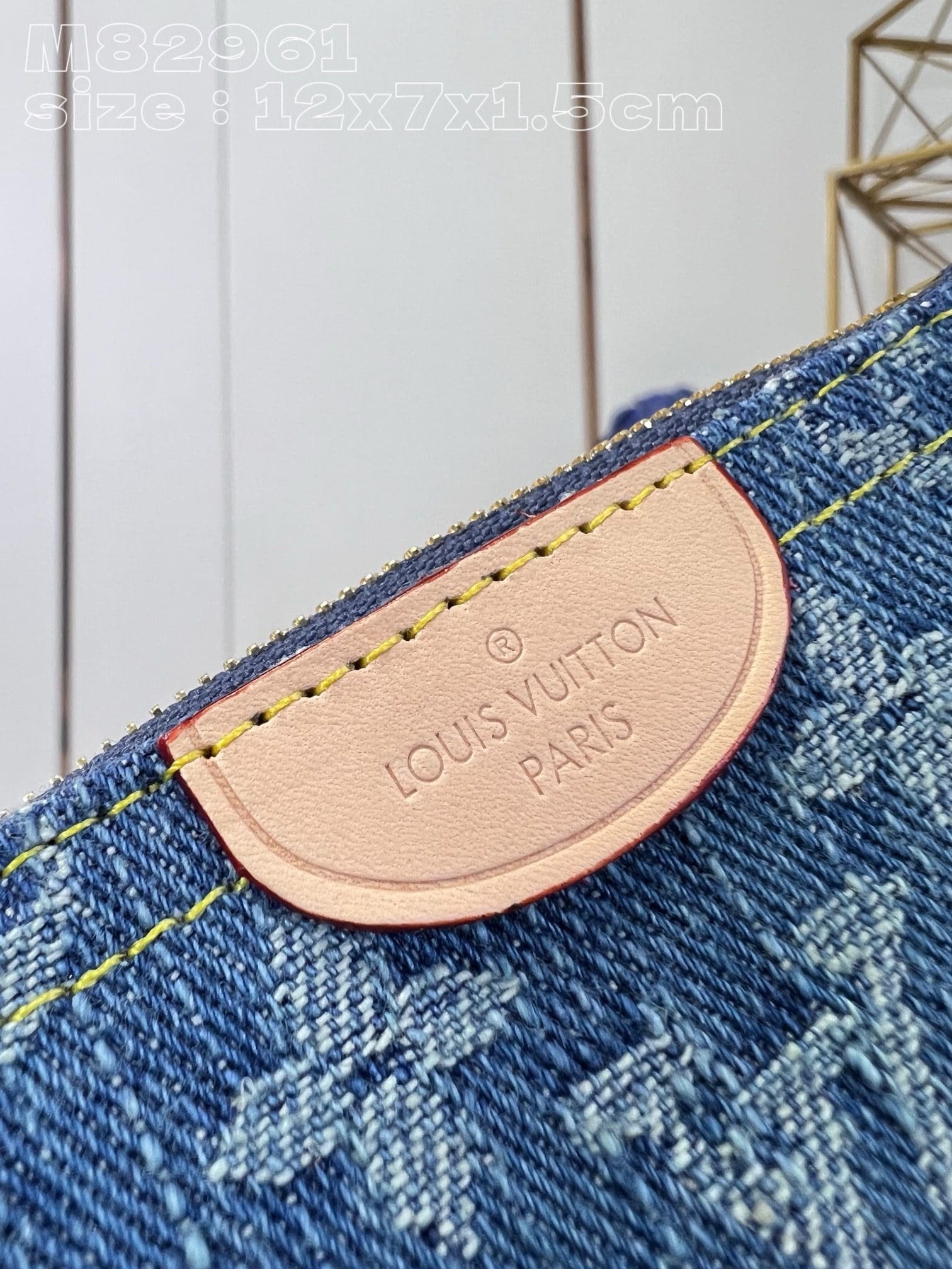 L0vis Vvtt0n M82961  Key Pouch