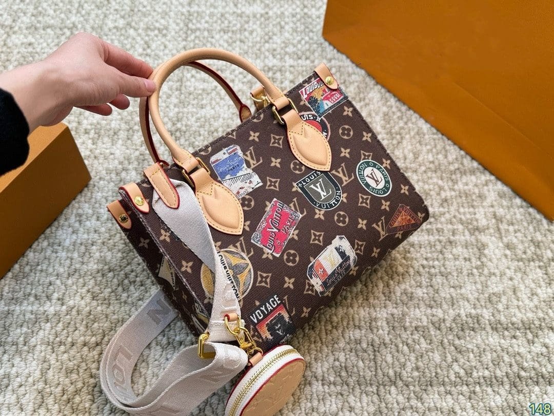 L0vis Vvtt0n Jungle Mom bag onthego
