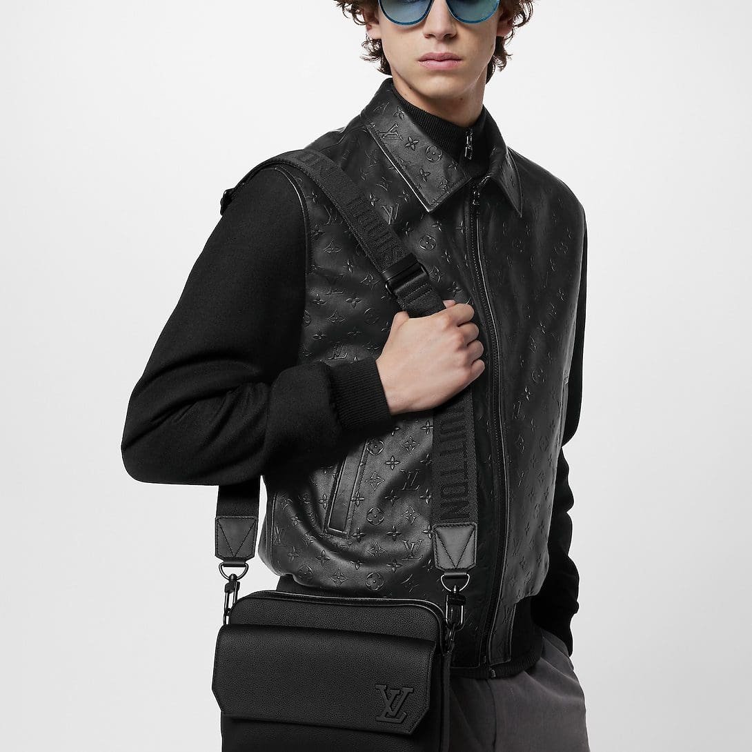 L0vis Vvtt0n M22482 Fastline Messenger