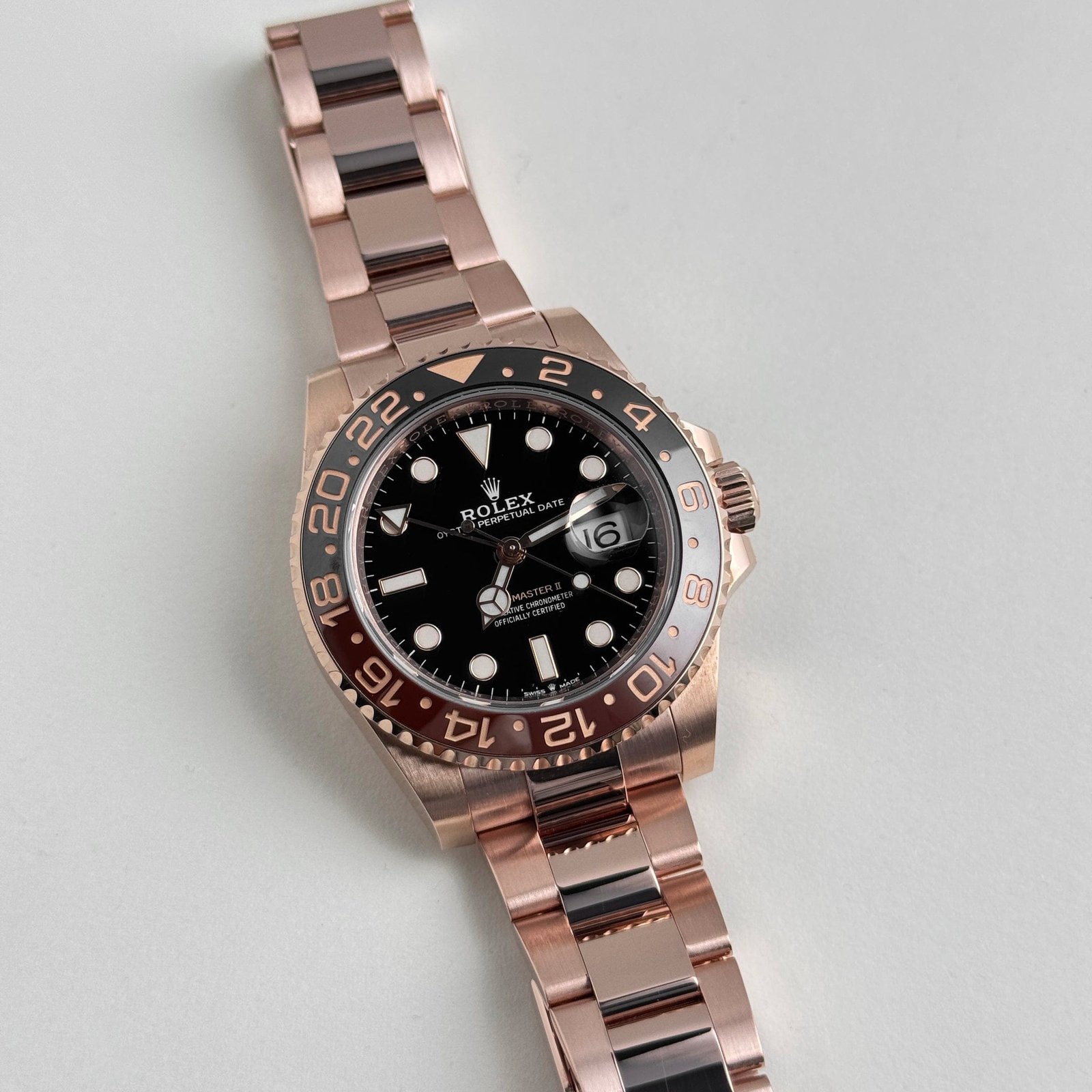 R01ex GMT-Master II 126715CHNR ‘Root Beer’ Rose Gold Black Dial (2020)