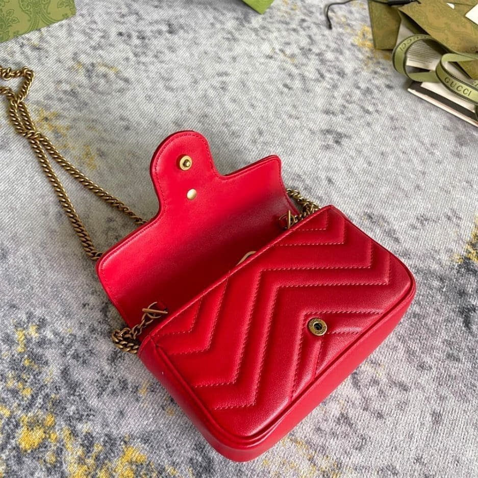 Gvc*1 Marmont matelasse leather S*per mini bag
