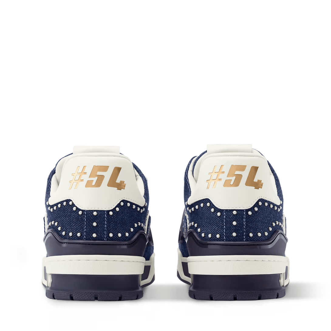 L0vis Vvtt0n 1AJ518 LV Trainer Sneaker
