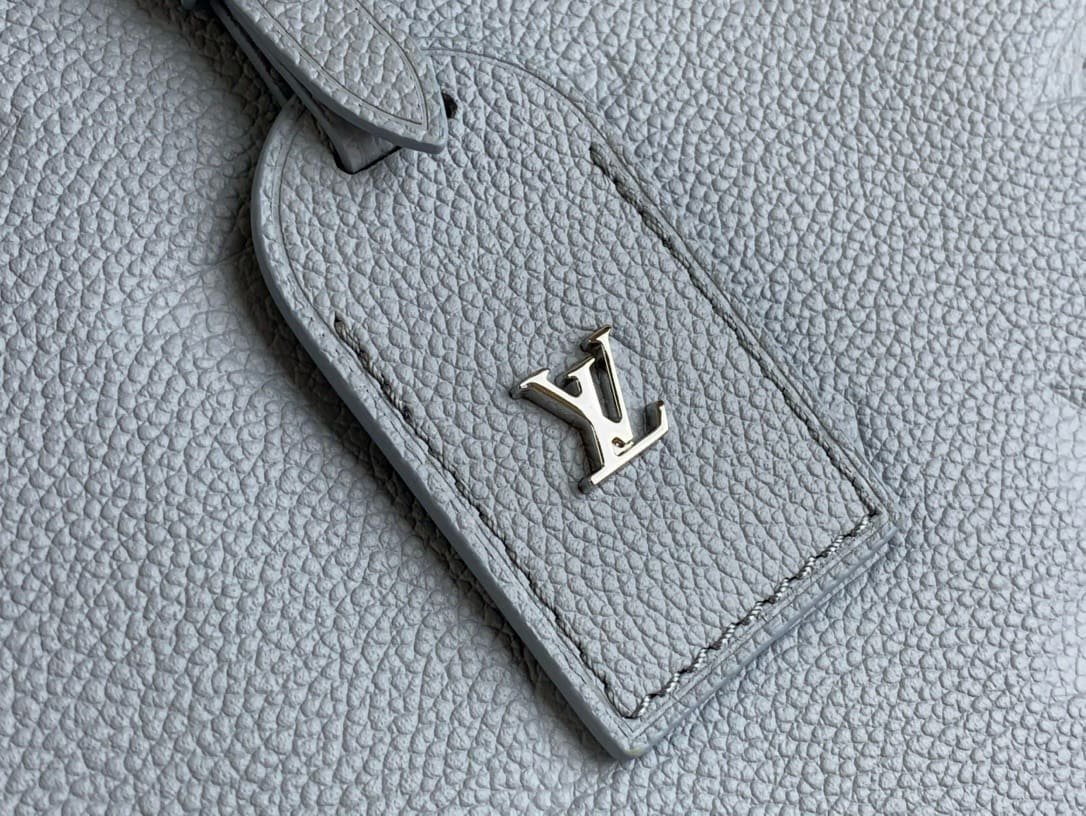 L0vis Vvtt0n M46673 CarryAll PM
