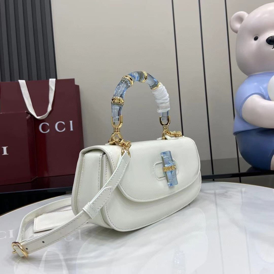 Gvc*1 BAMBOO DIVA MEDIUM BAG