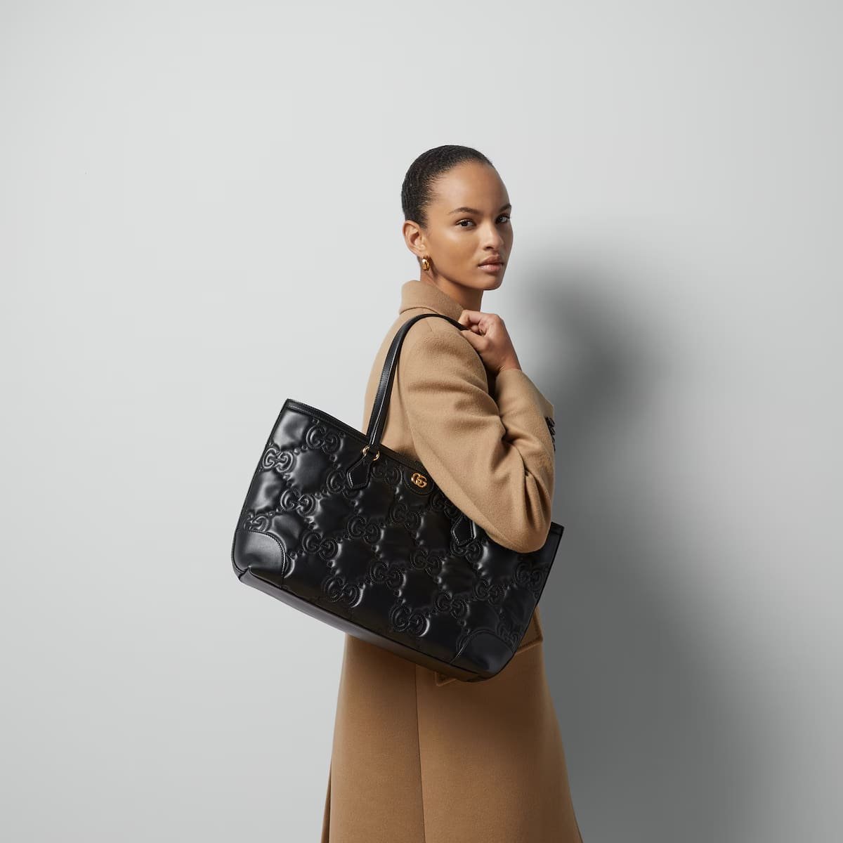 Gvc*1 Ophidia medium tote bag