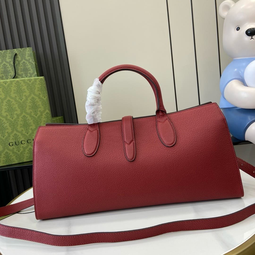 Gvc*1 Medium tote bag with hook closure