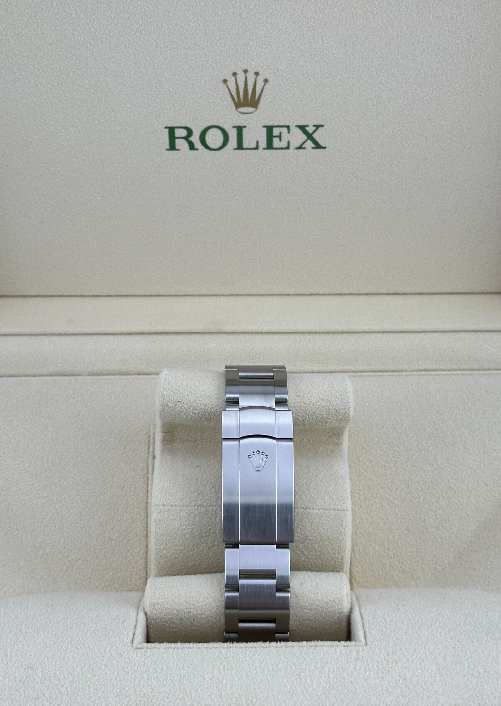 R01ex Oyster Perpetual 36 126000 Stainless Steel Coral Red Dial