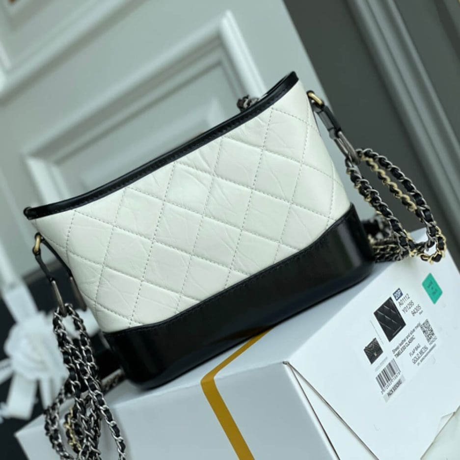 Ch**el’S GABRIELLE SMALL HOBO BAG A91810