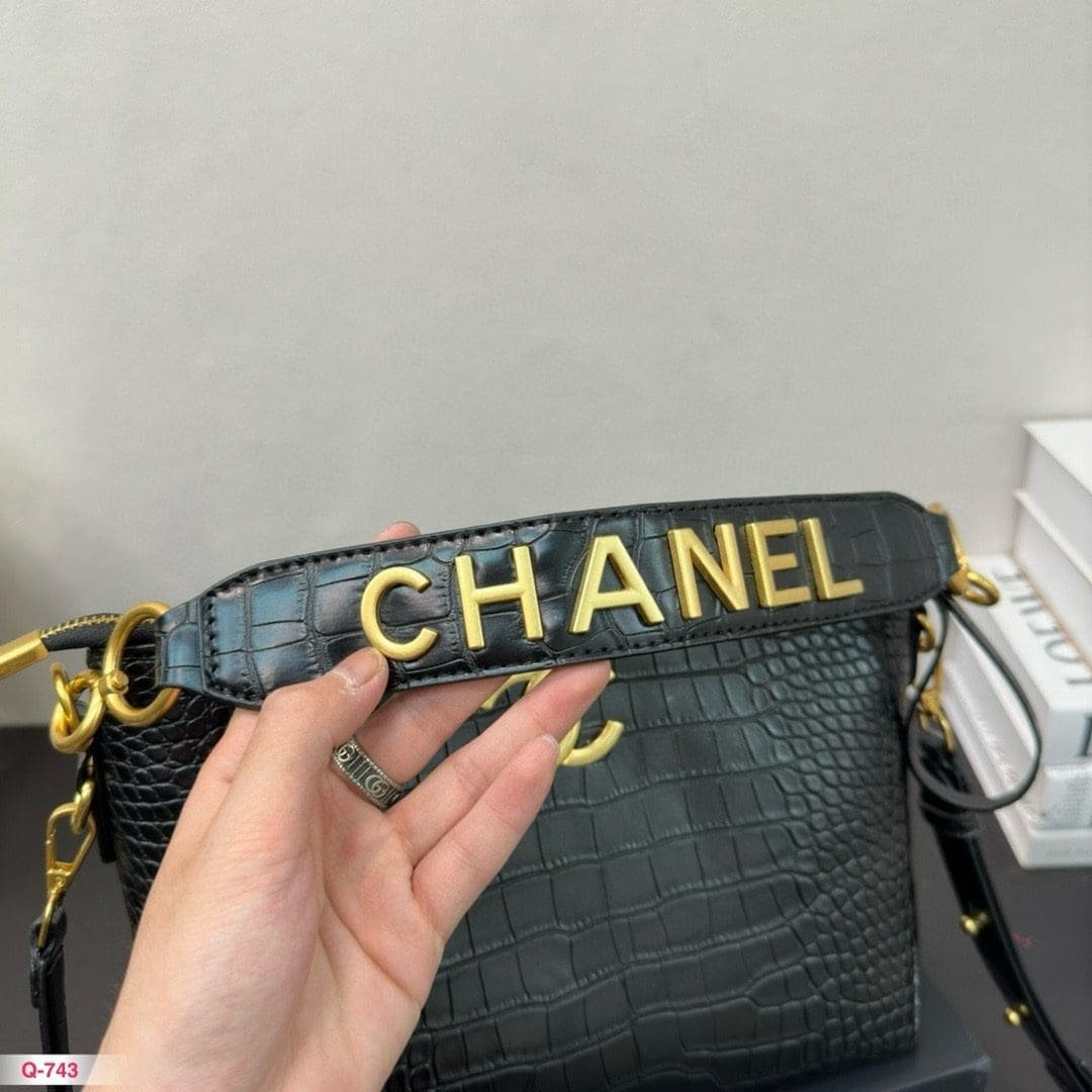 Ch**el Vintage bag