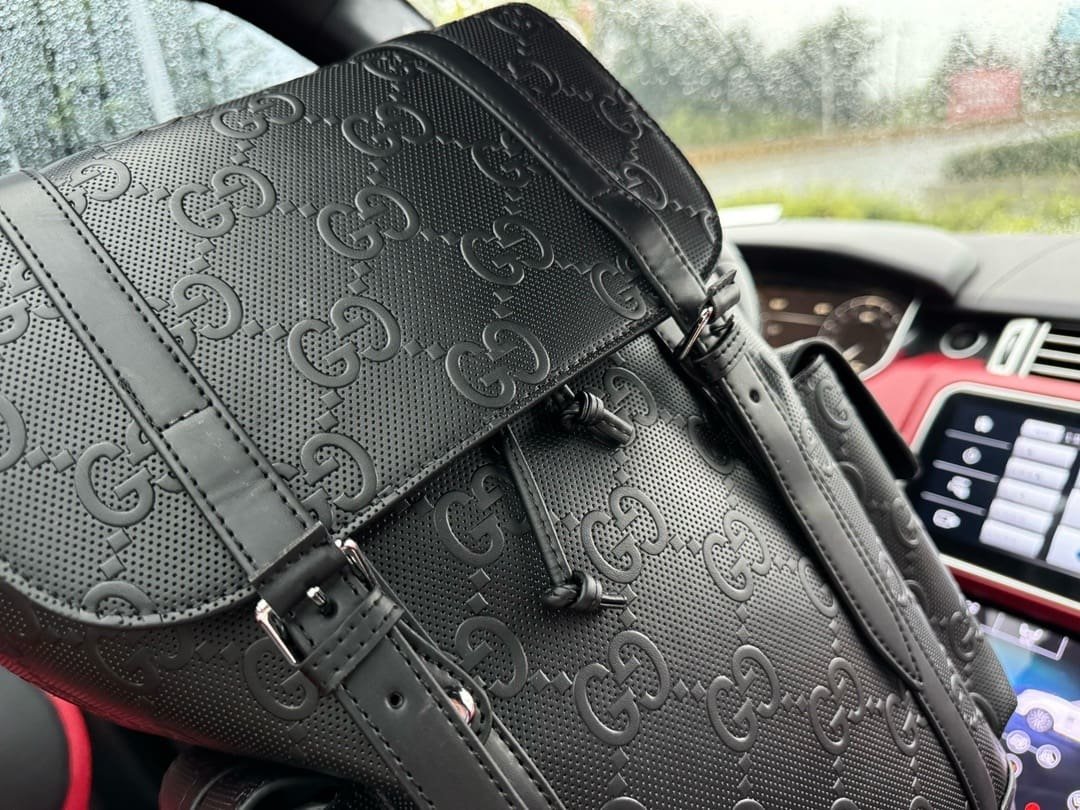 Gvc*1 GG Leather Logo Embossed Backpack
