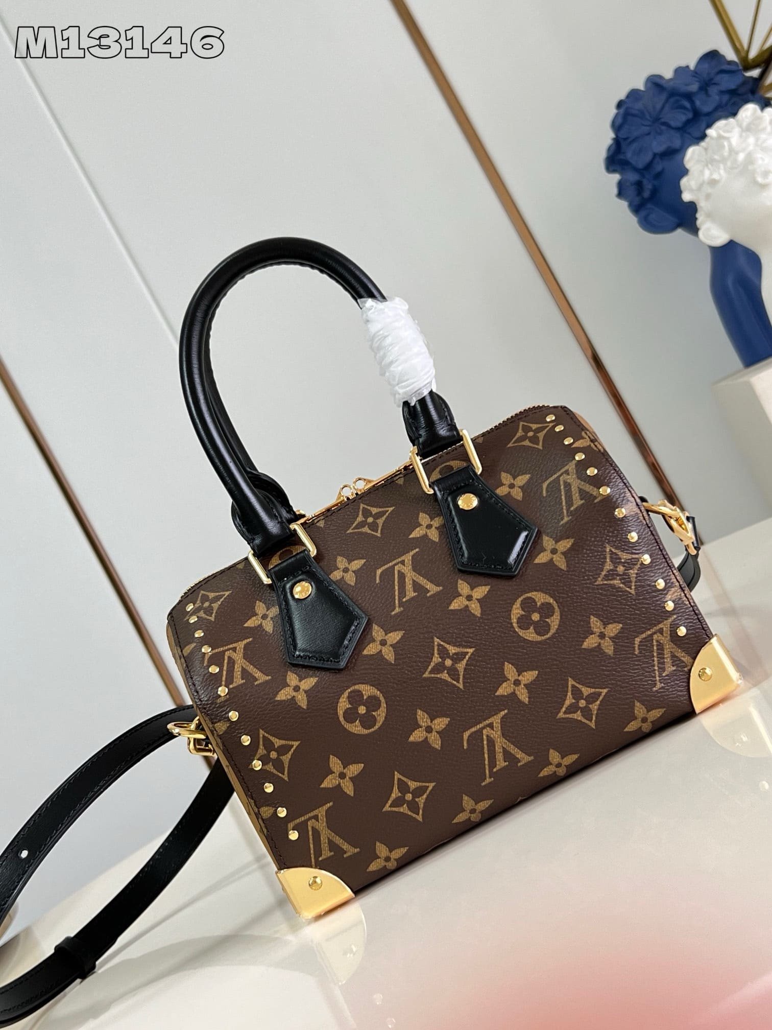 L0vis Vvtt0n M13146 SPEEDY TRUNK 20 BAG