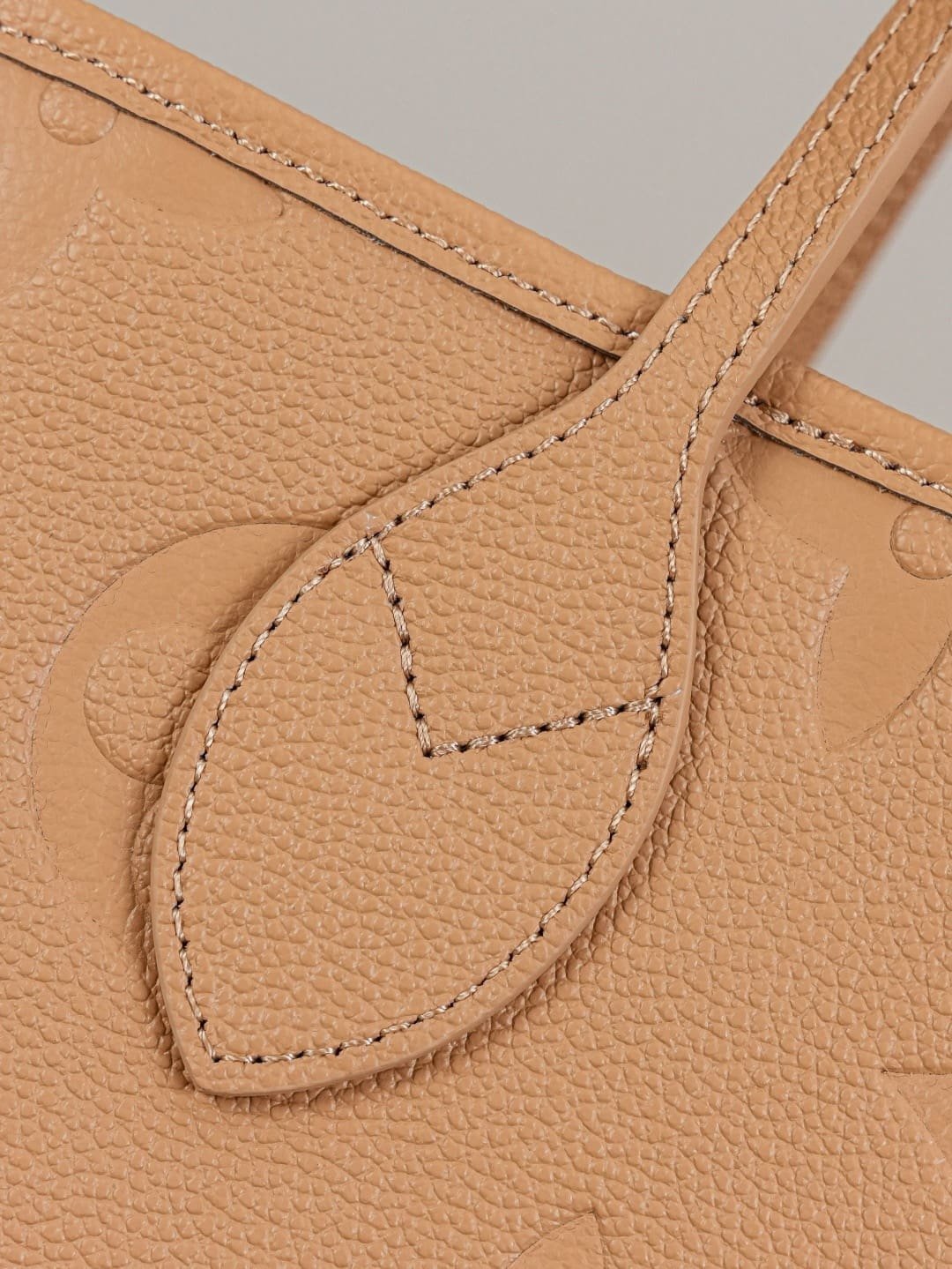 L0vis Vvtt0n M14319 Neverfull MM
