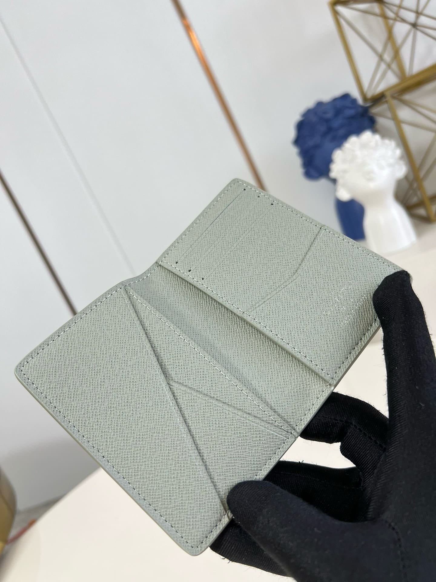 L0vis Vvtt0n M11549 Pocket Organizer