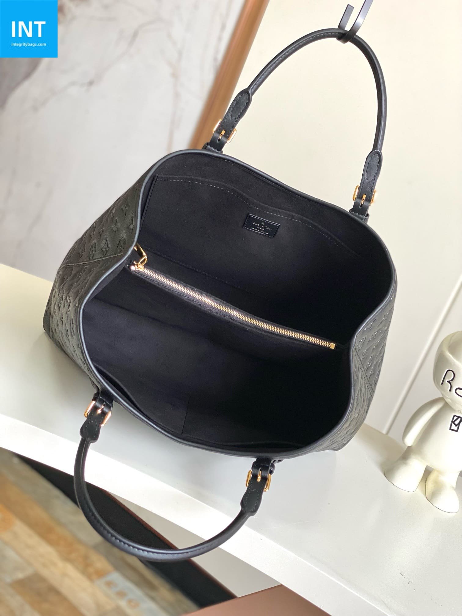 L0vis Vvtt0n M47185 Babylone Tote MM