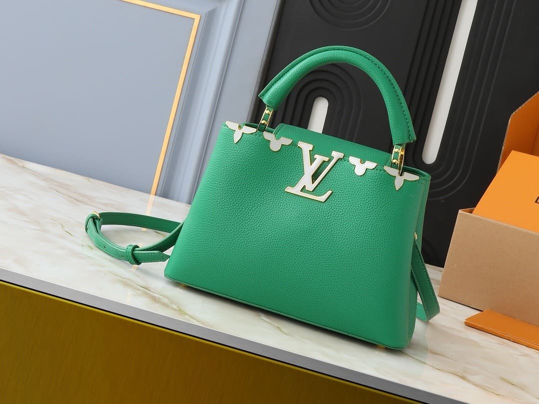 L0vis Vvtt0n M23766 Capucines Mini