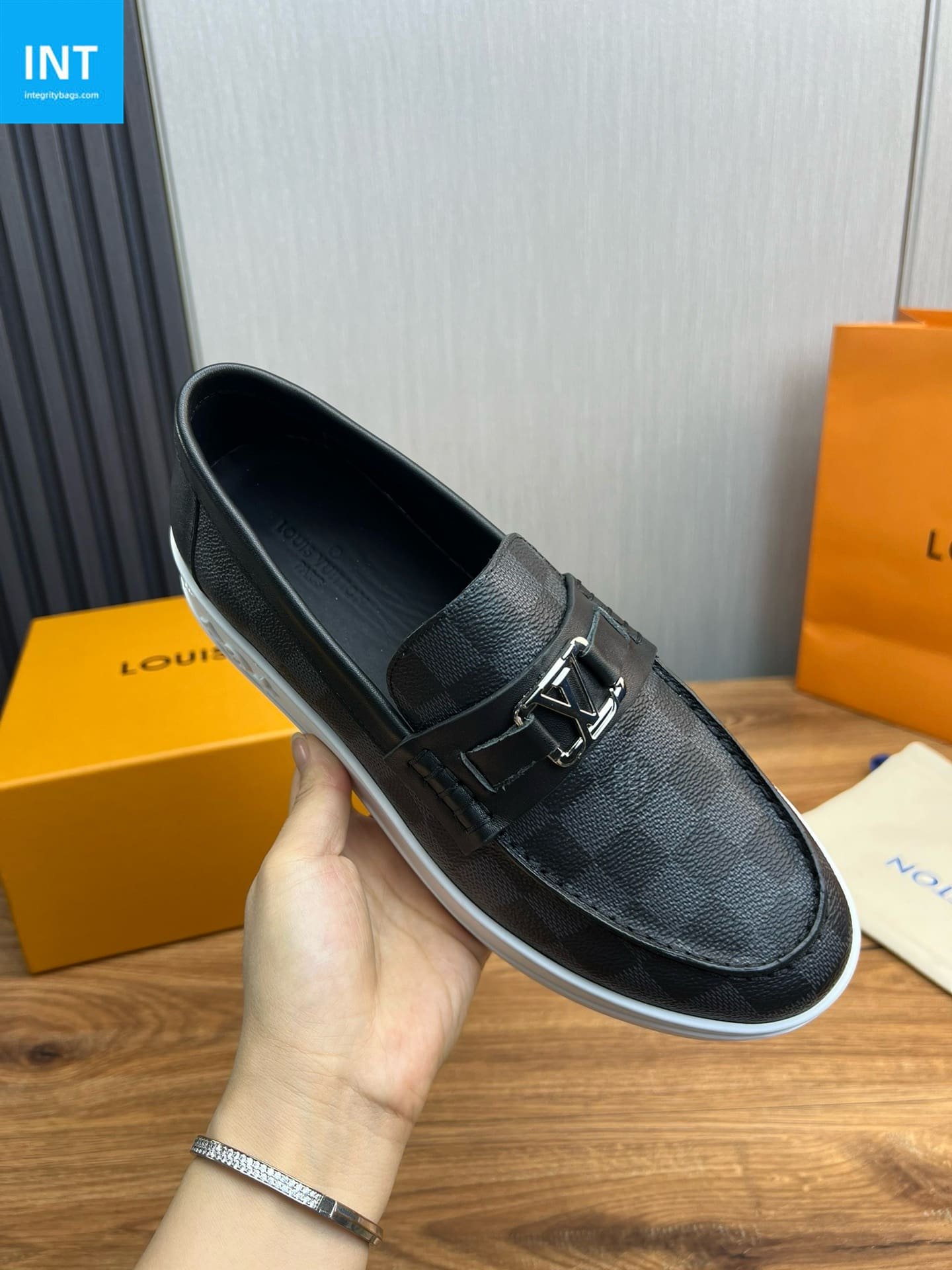 L0vis Vvtt0n Shoes | Mastercraft Quality