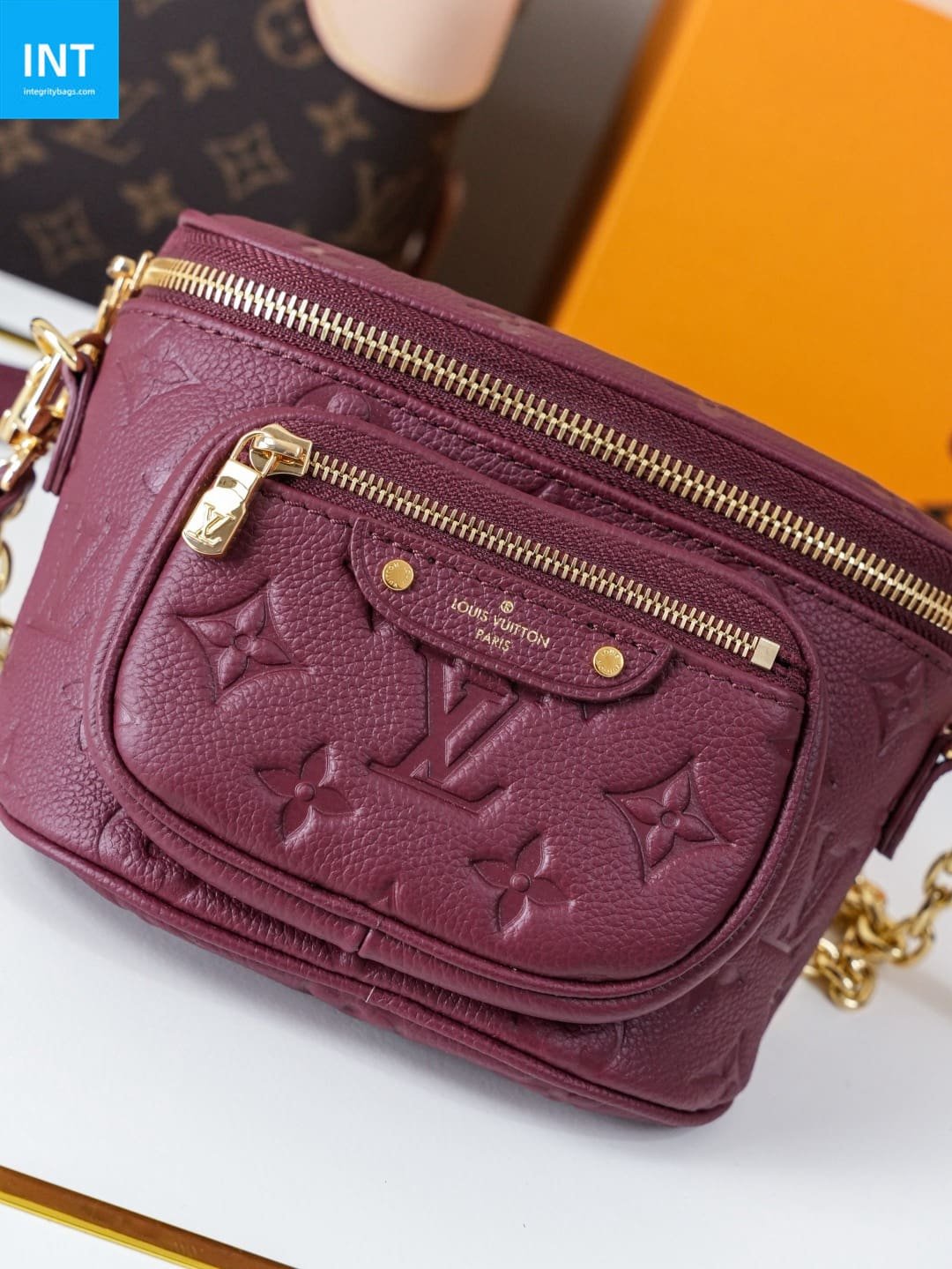 L0vis Vvtt0n M25905 Mini Bumbag