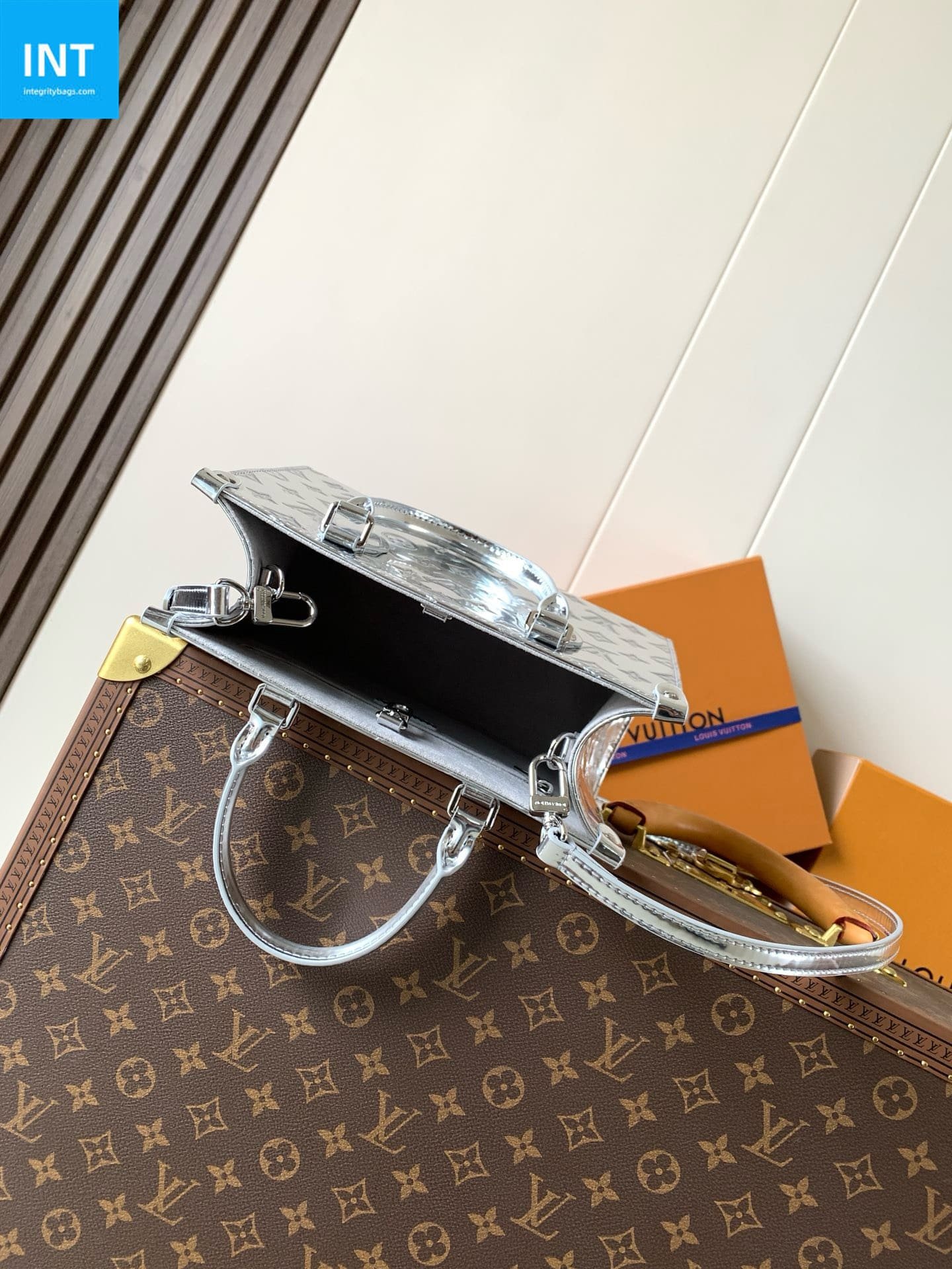 L0vis Vvtt0n M26373 Onthego PM