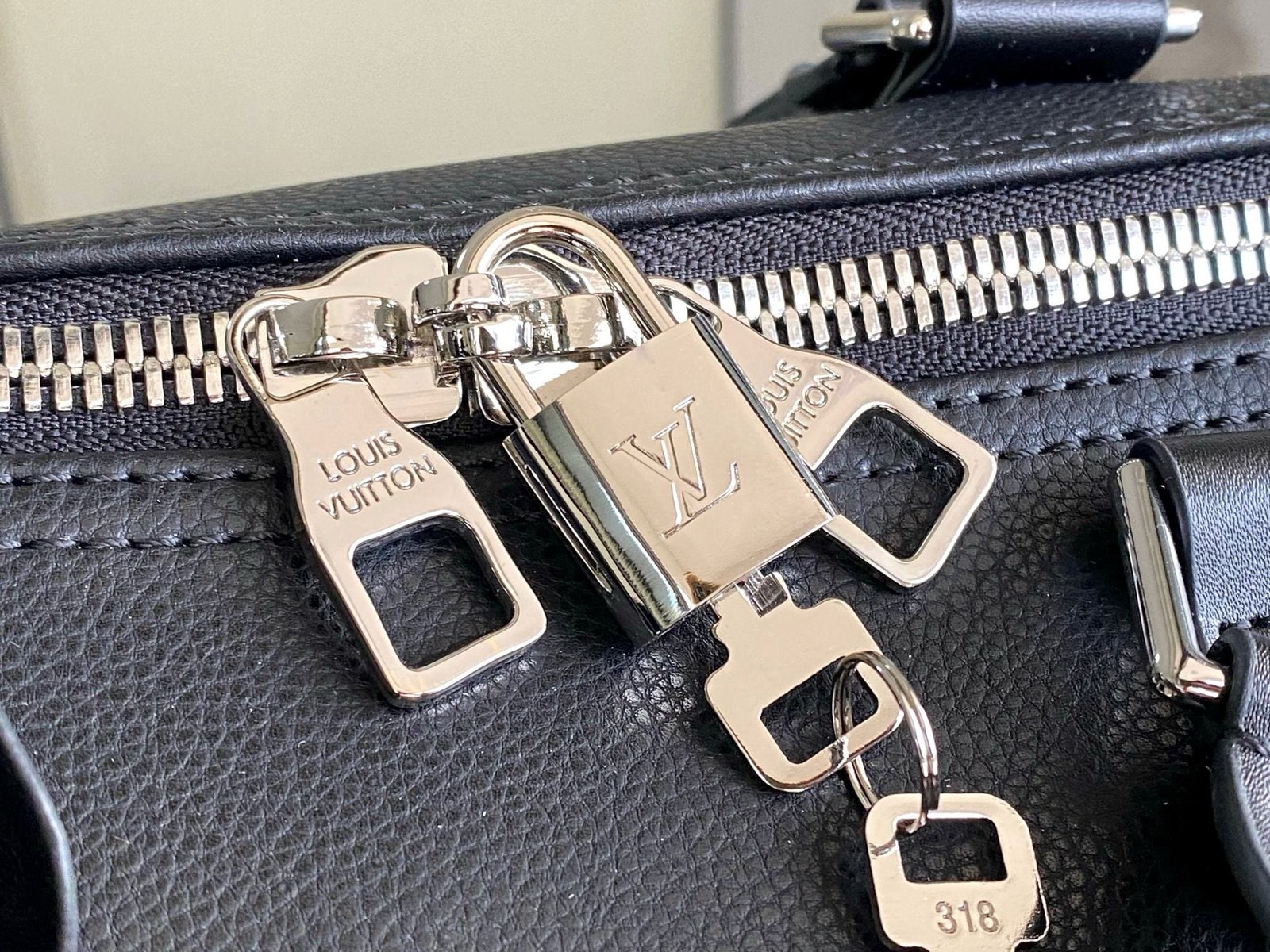 L0vis Vvtt0n M12690 Keepall Bandoulière 50