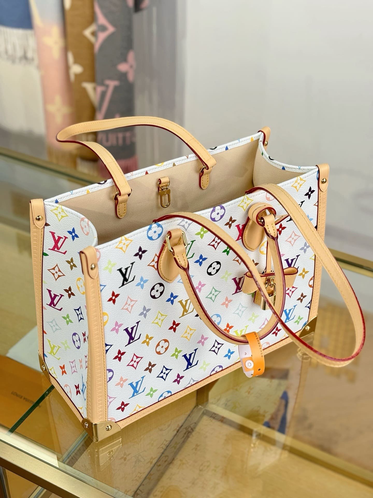 L0vis Vvtt0n M13079 LV x TM OnTheGo MM
