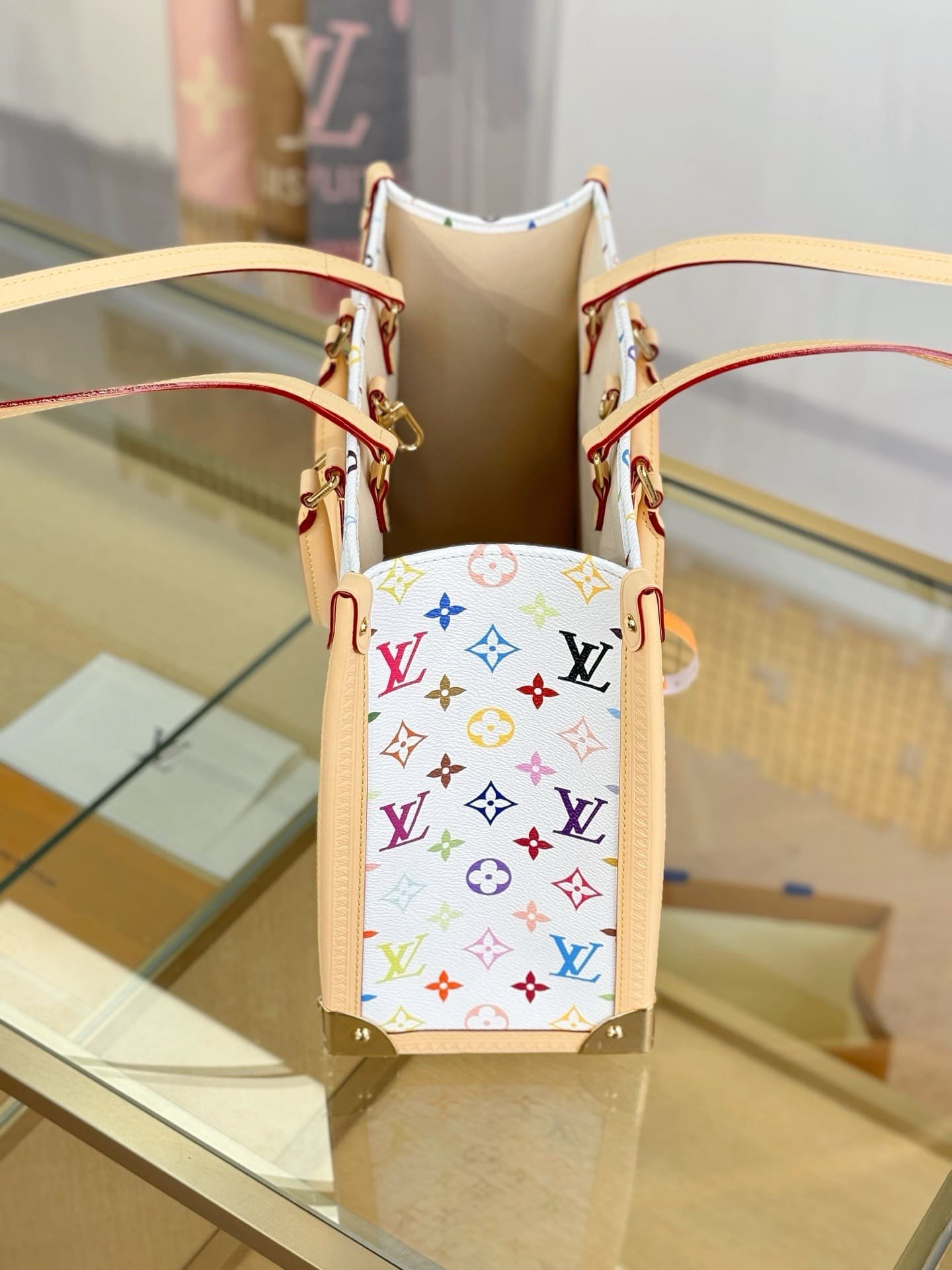 L0vis Vvtt0n M13079 LV x TM OnTheGo MM