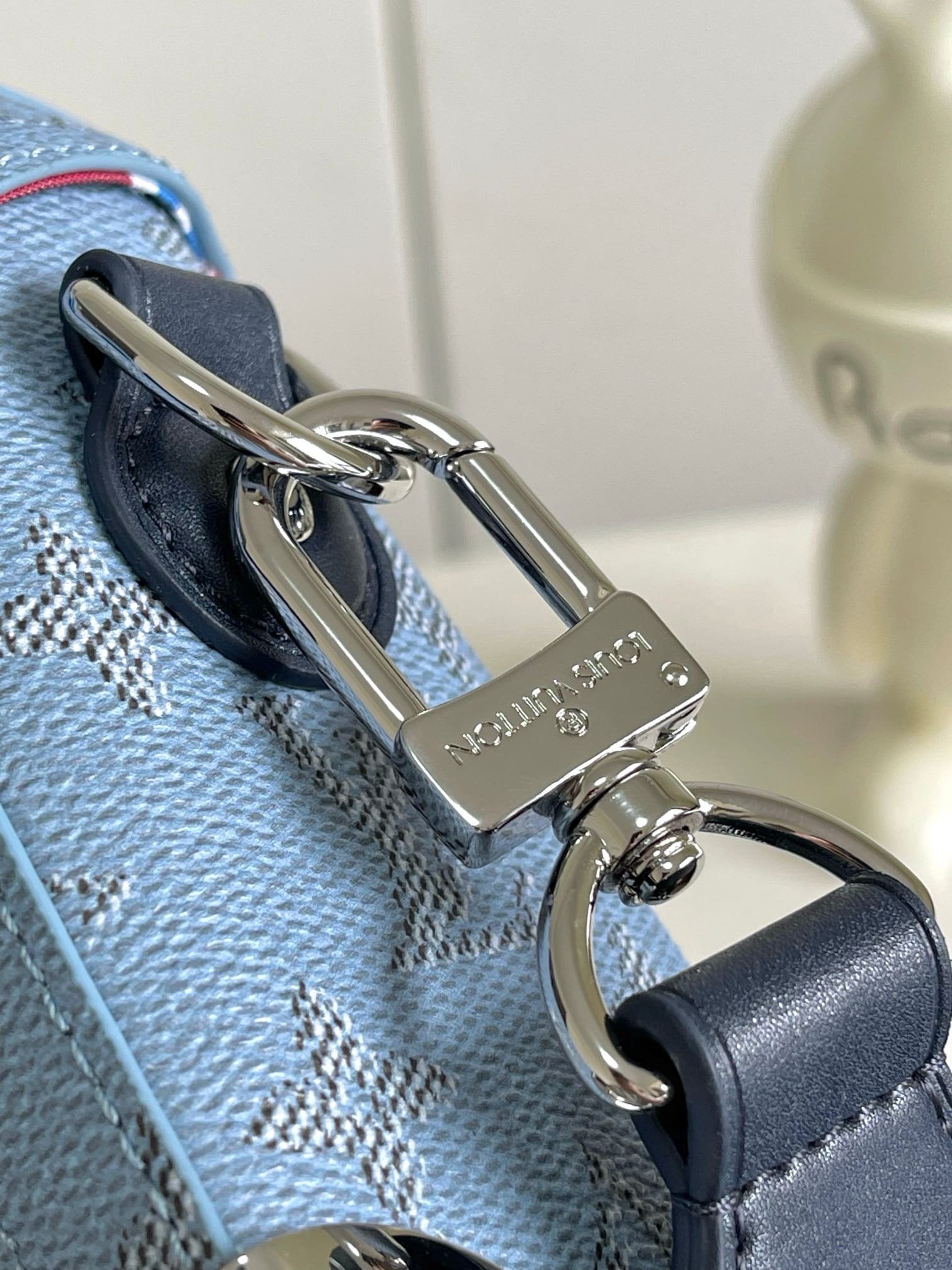 L0vis Vvtt0n M15035 Soul Trunk Bag