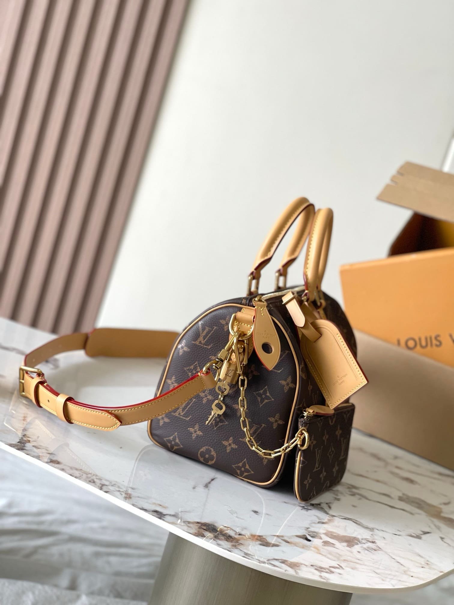 L0vis Vvtt0n M24443 Speedy P9 Bandoulière 25 (top quality)