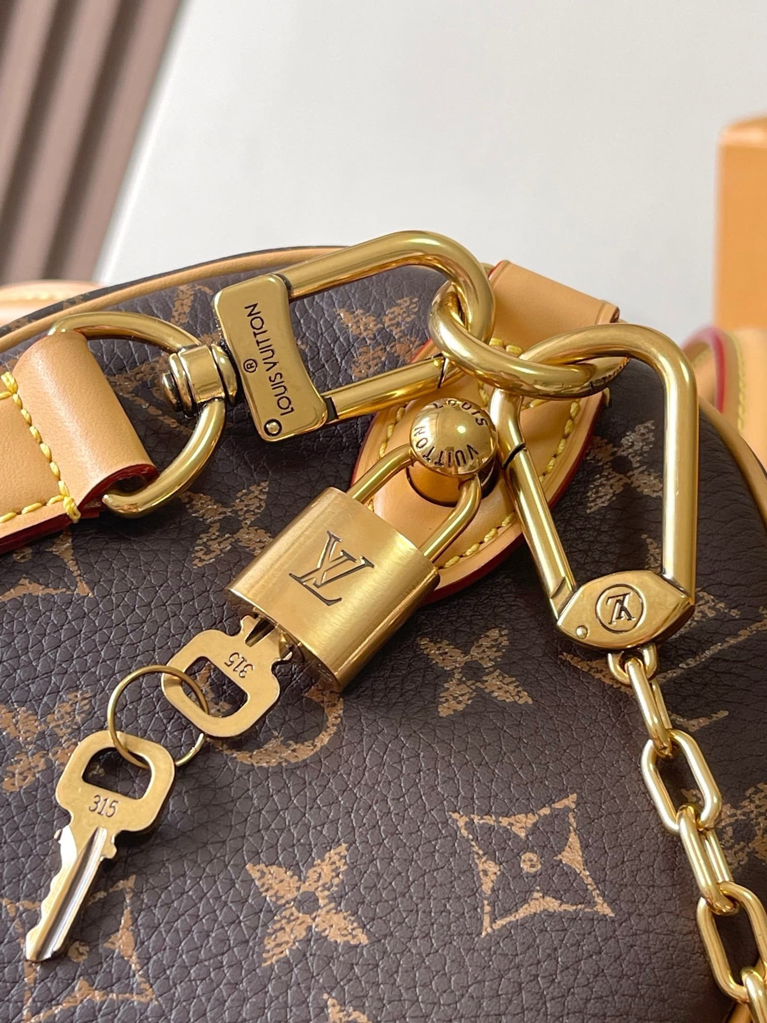 L0vis Vvtt0n M24443 Speedy P9 Bandoulière 25 (top quality)