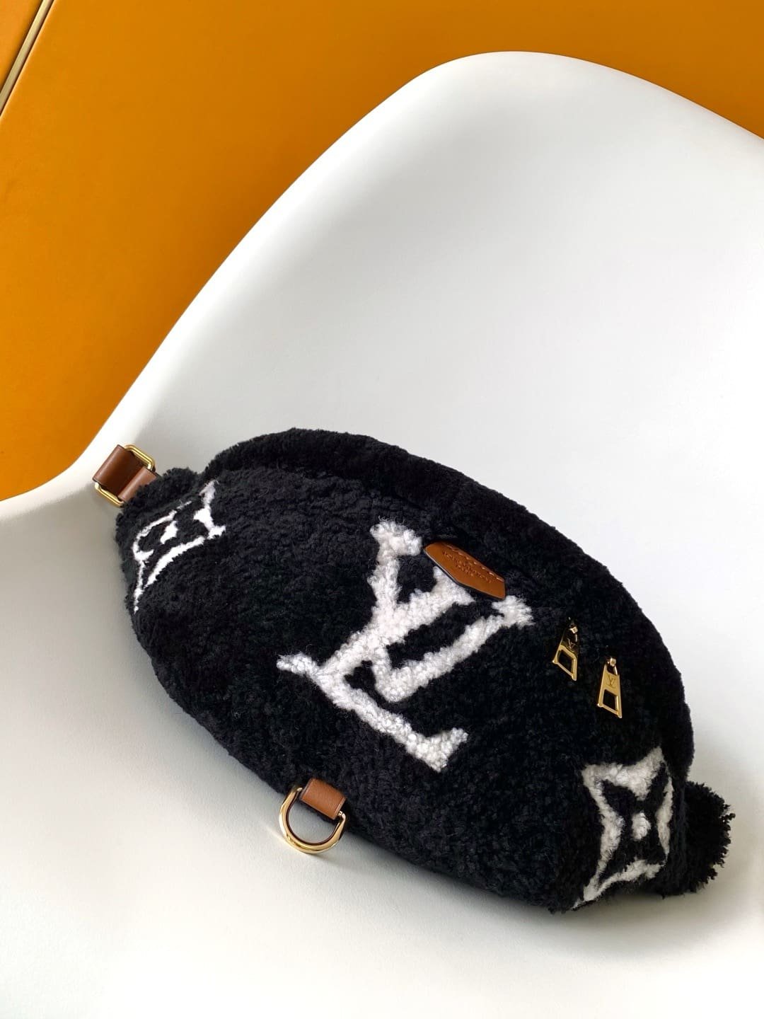 L0vis Vvtt0n M11799 Bumbag