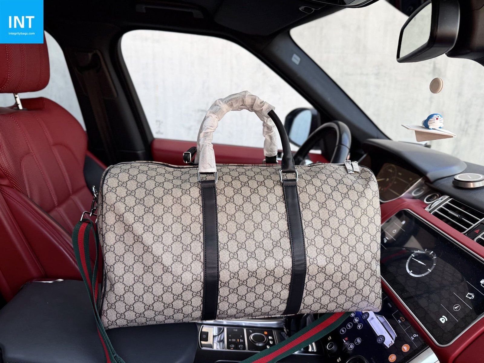 Gvc*1 LARGE DUFFLE BAG