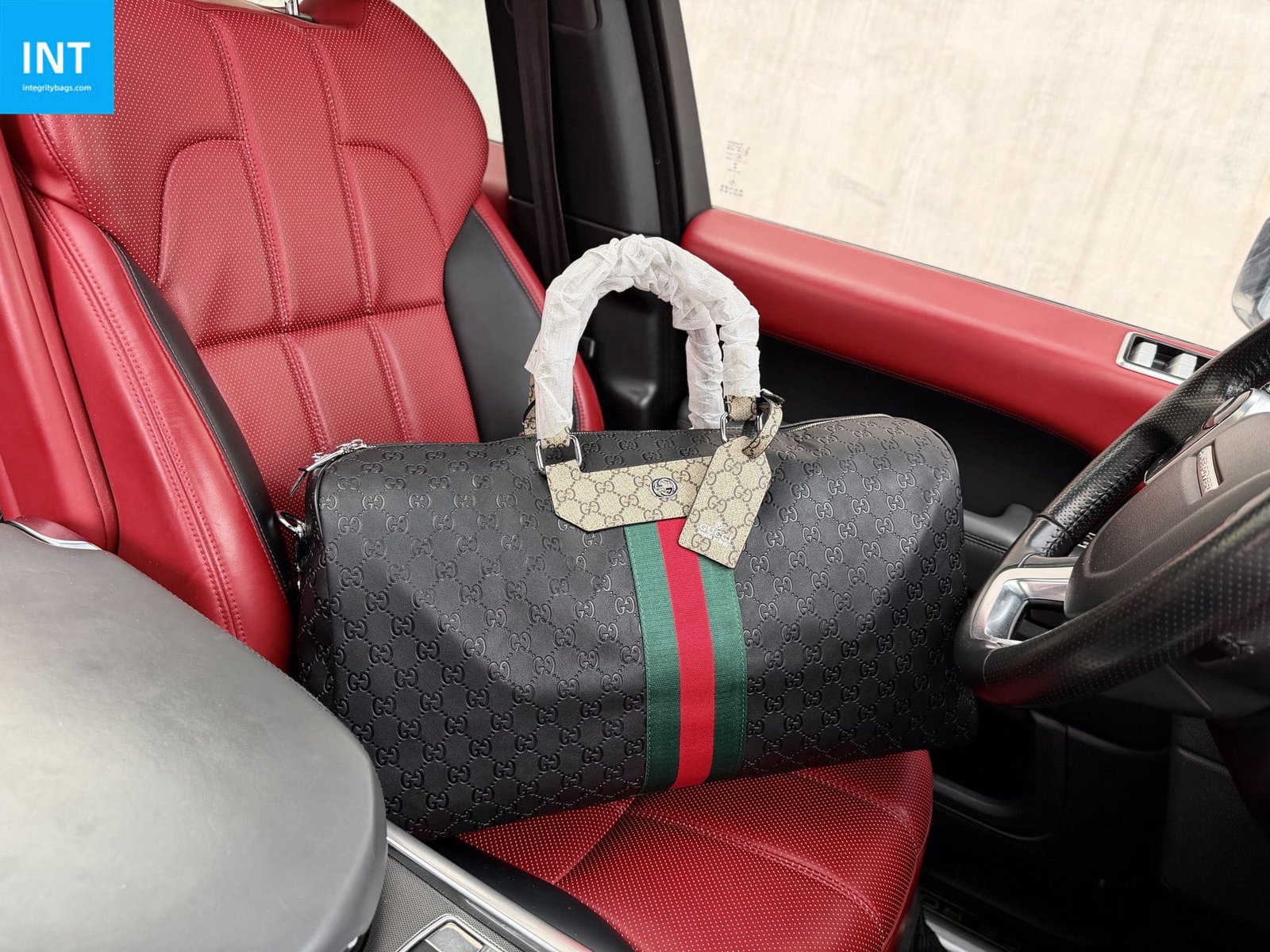 Gvc*1 LARGE DUFFLE BAG