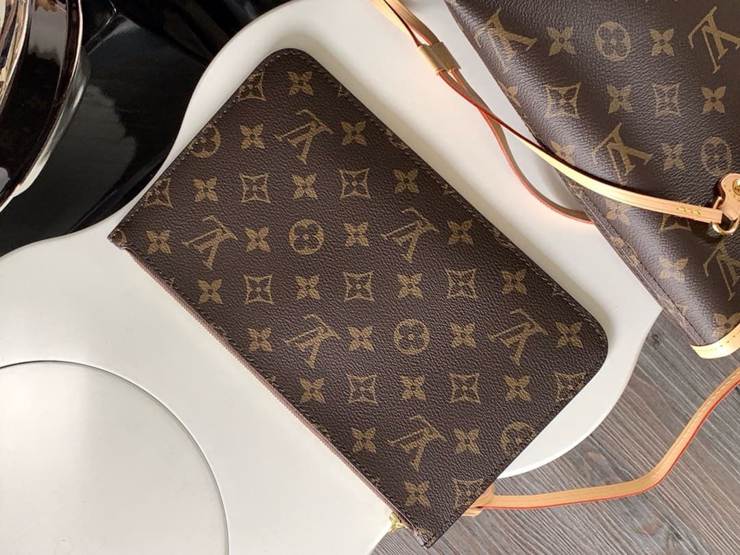 L0vis Vvtt0n M46975 Neverfull MM