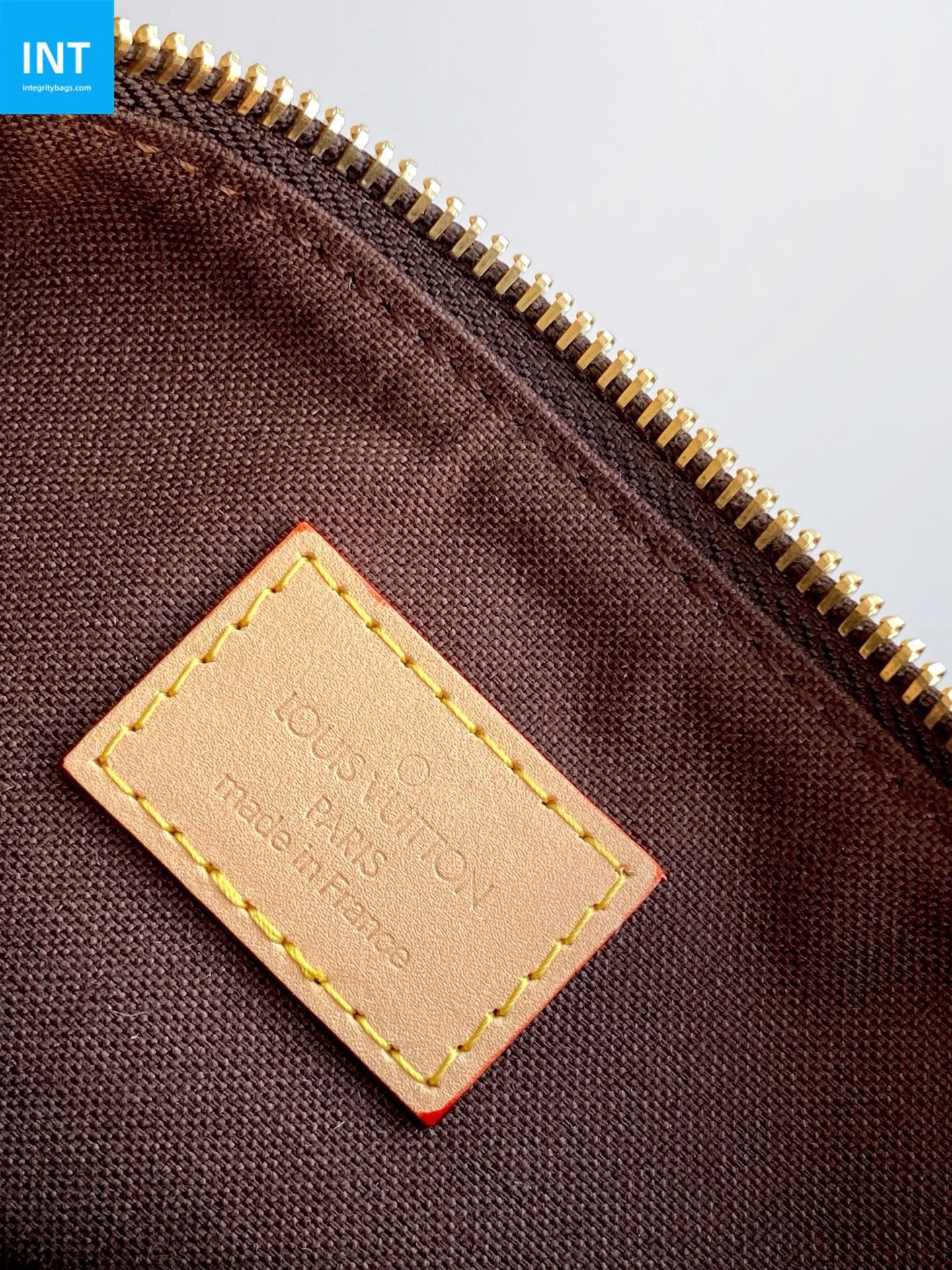 L0vis Vvtt0n M27509 Pochette Hills