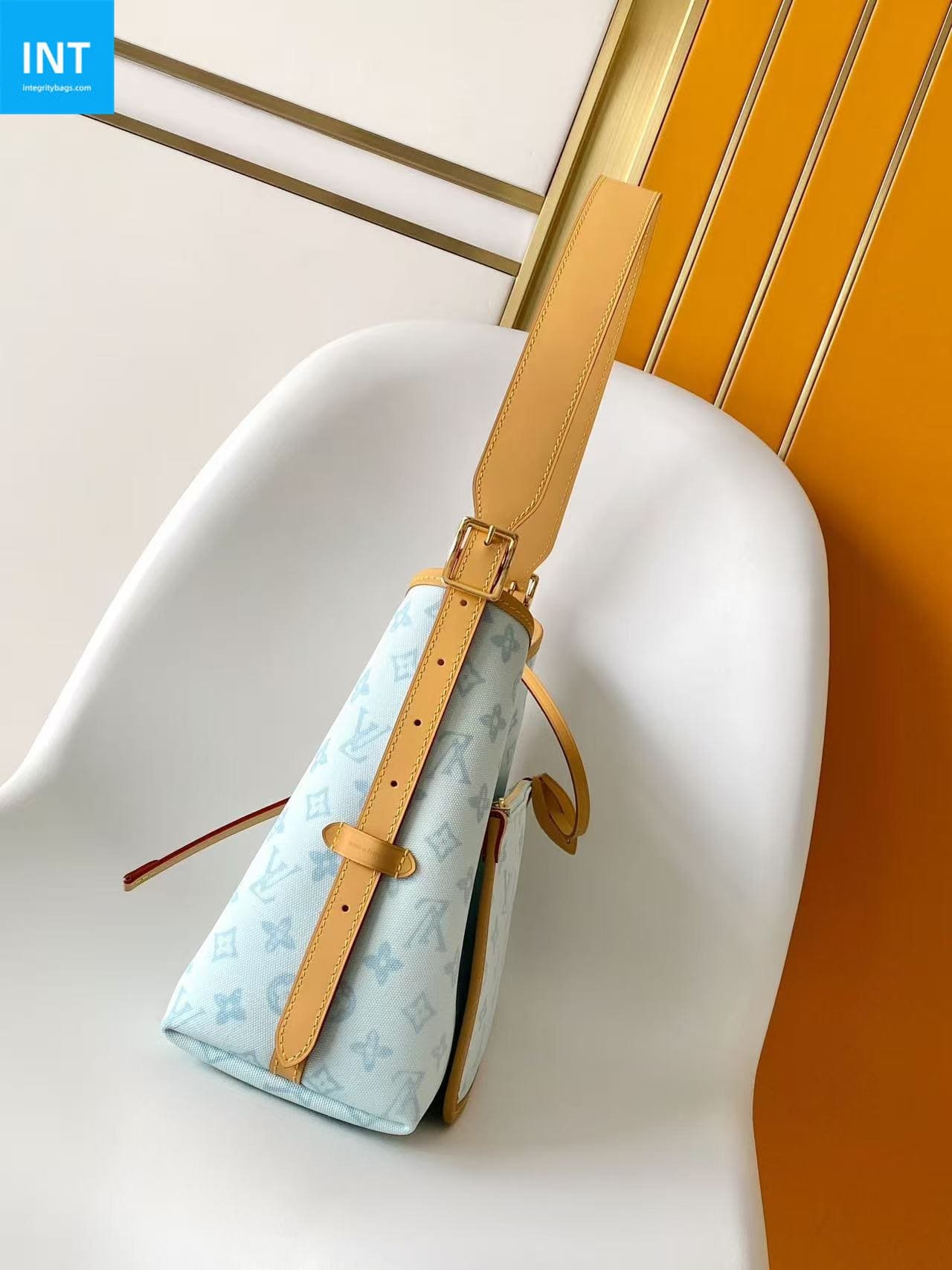 L0vis Vvtt0n M27532 CarryAll PM