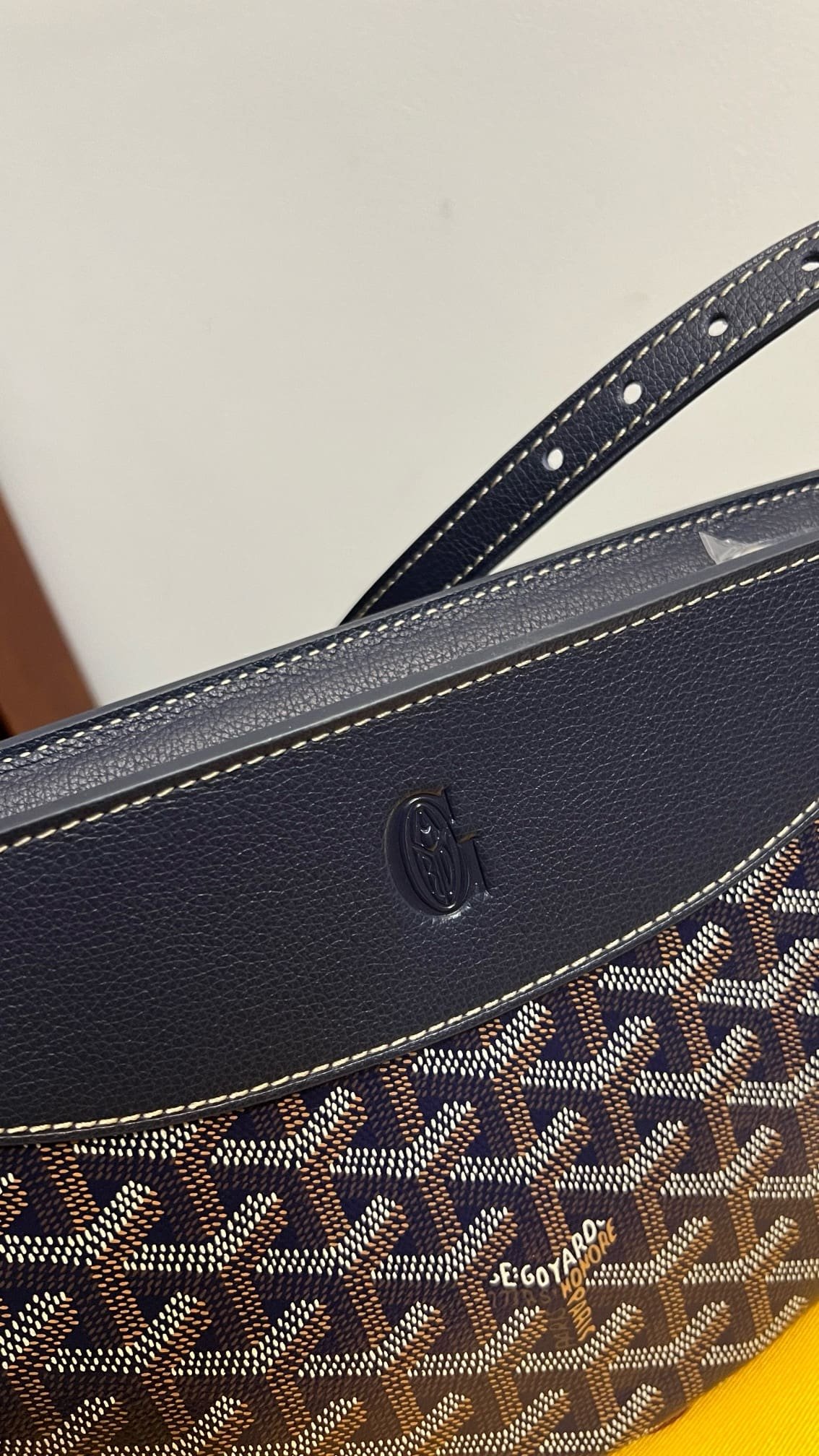 G09ard Hirondelle bag