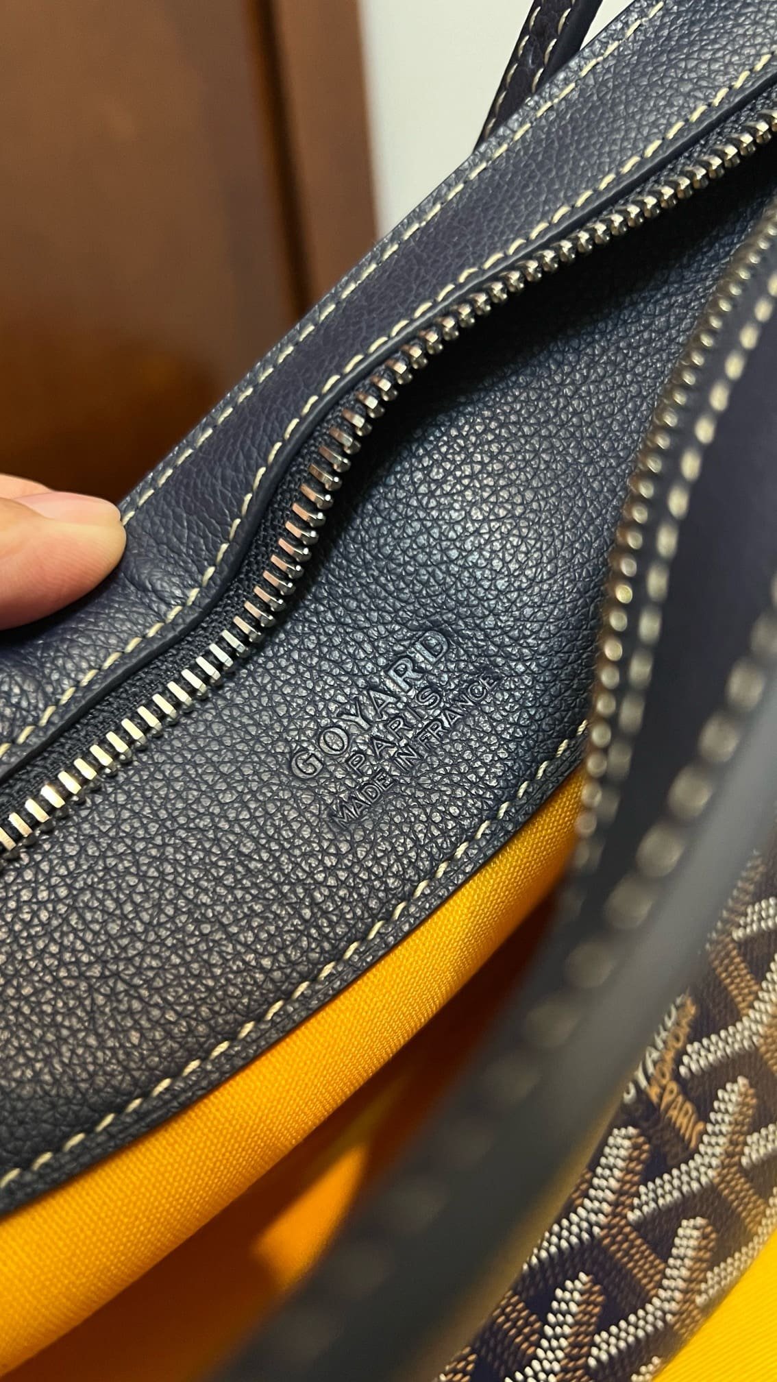 G09ard Hirondelle bag