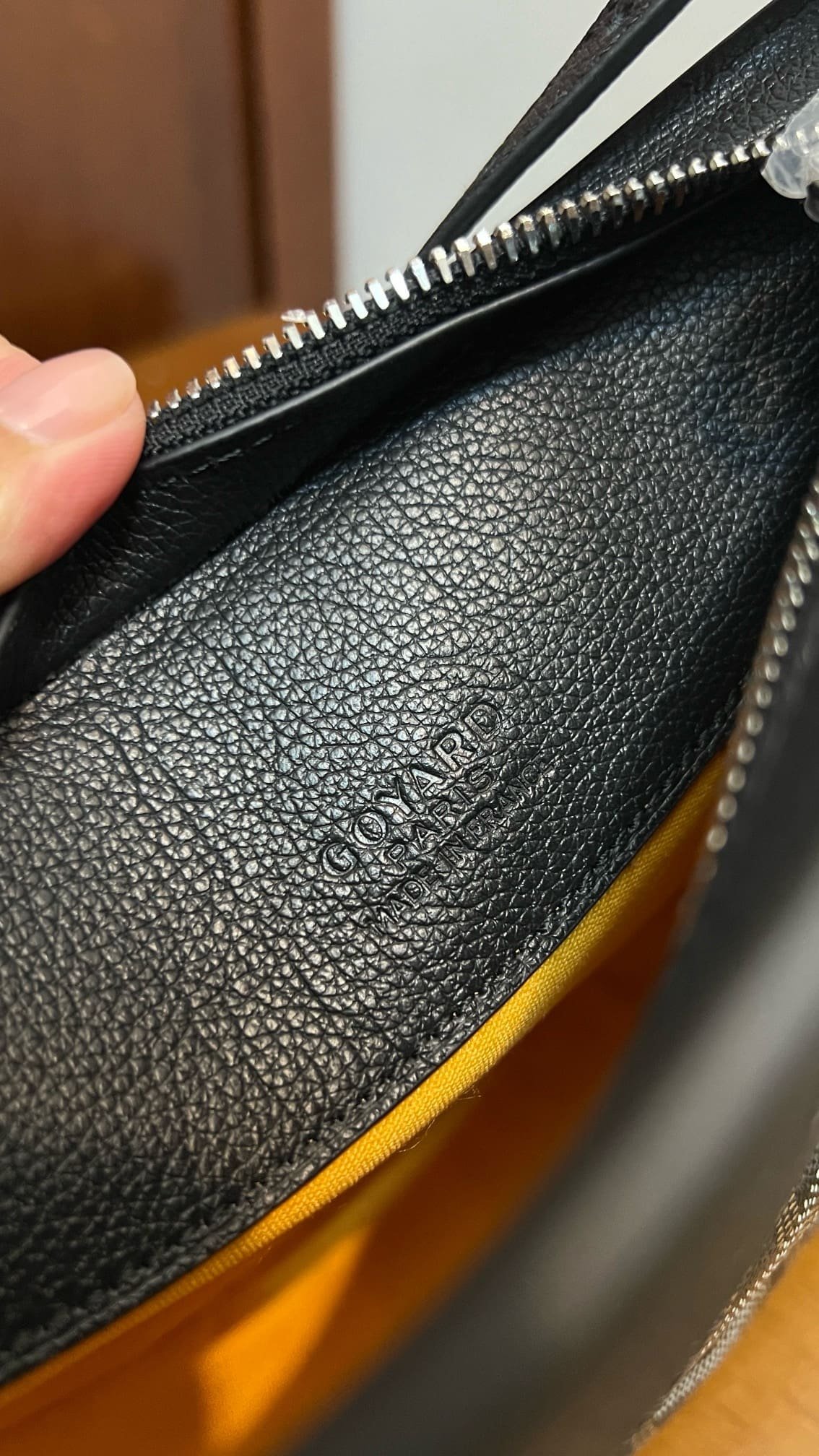 G09ard Hirondelle bag