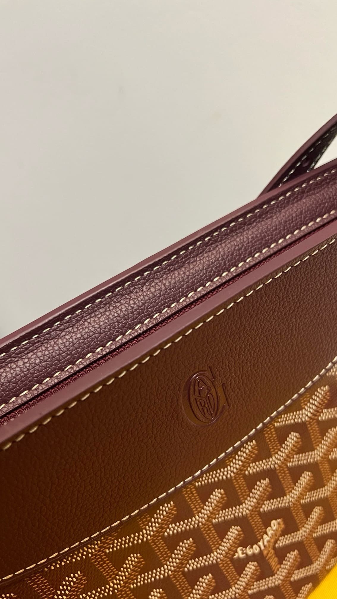 G09ard Hirondelle bag