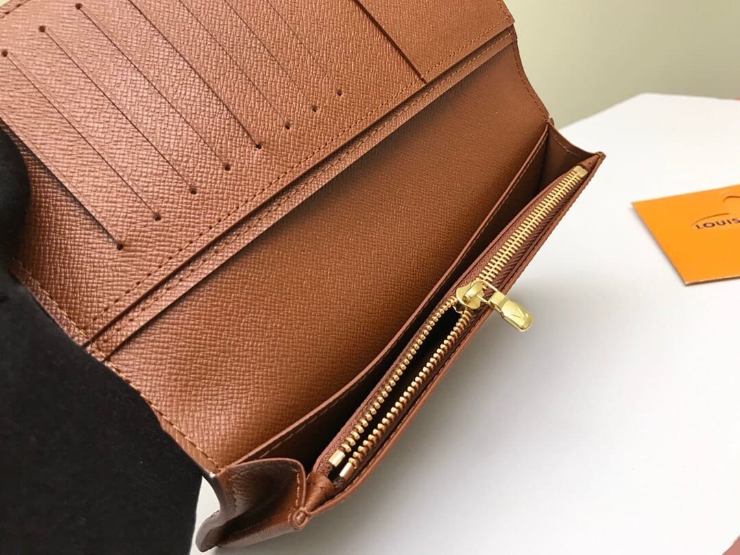 L0vis Vvtt0n M66540 Wallet