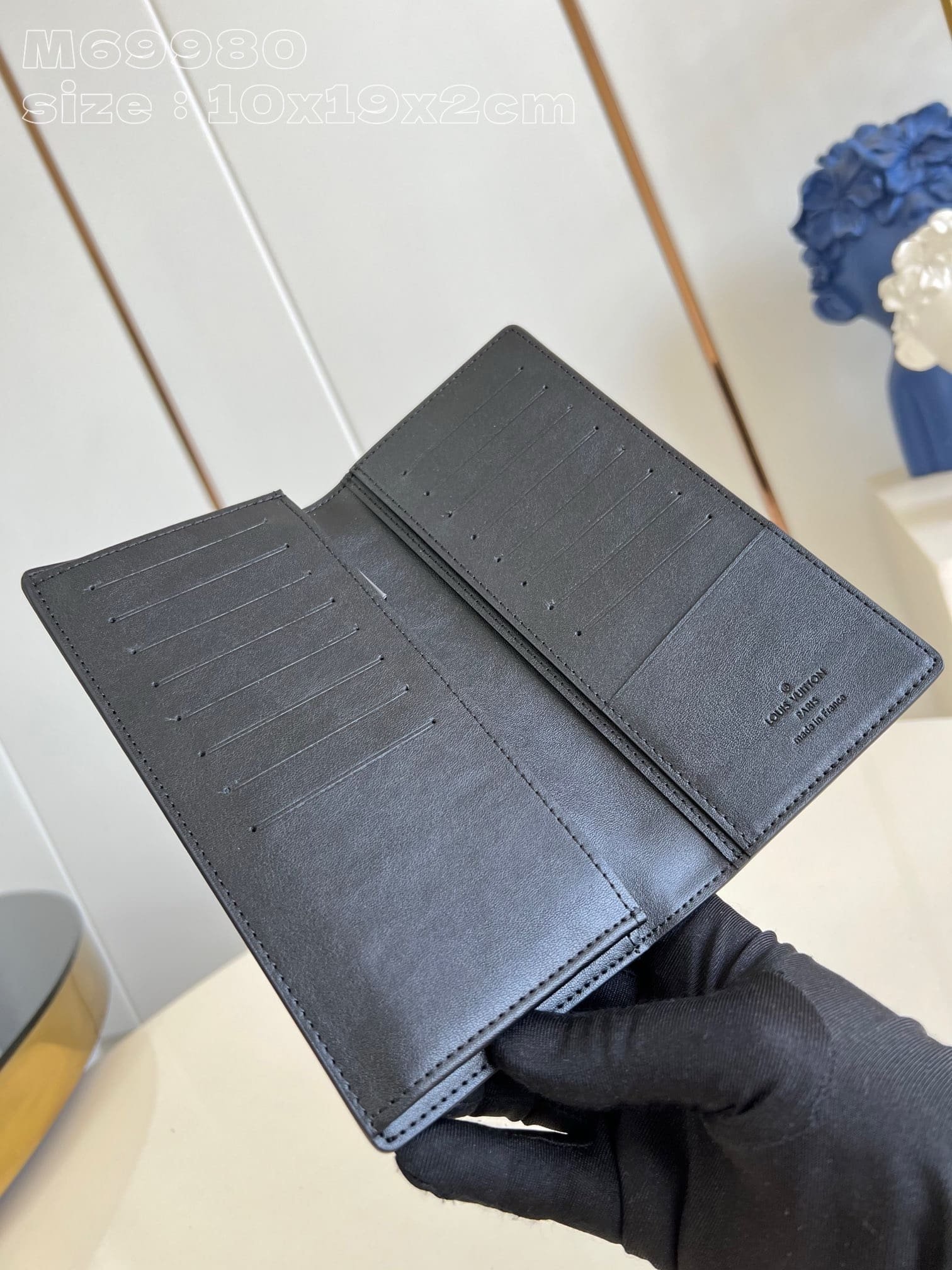 L0vis Vvtt0n M69980 Brazza Wallet