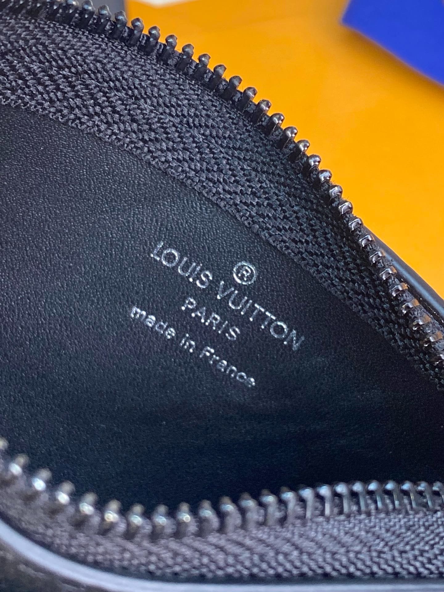 L0vis Vvtt0n M81031 Key Pouch